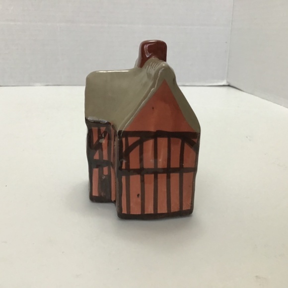 Suffolk Cottage Mudlen End Studio Style Figurine - Picture 5 of 6